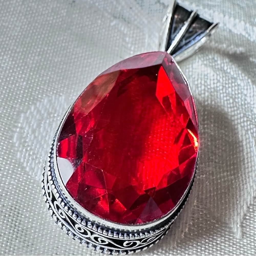 Sold🛍️Artisan Red Glass Crystal with Silver Tone Ornate Metal - Picture 1 of 11
